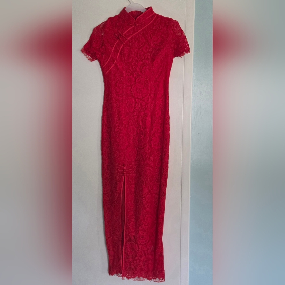Red Lace Cheongsam Dress - Elegant Women's Qipao